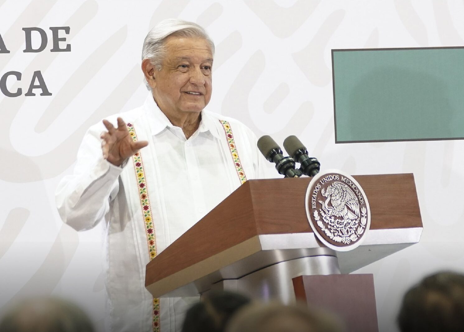 Amlo Destaca En Informe Reducci N De Pobreza Y Ataca A La Suprema Corte